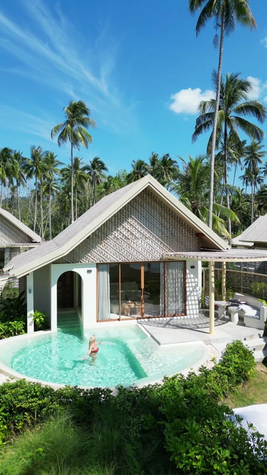 Post 10 by Jenni - Hotel & Travel Creator on TikTok (video)
