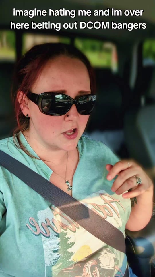 Post 5 by Rachel on TikTok (video)