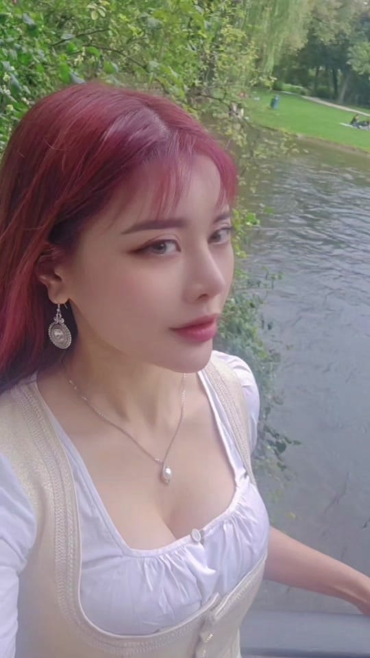 Post 8 by 🍀Minh Thu 🇻🇳 🇩🇪 on TikTok (video)