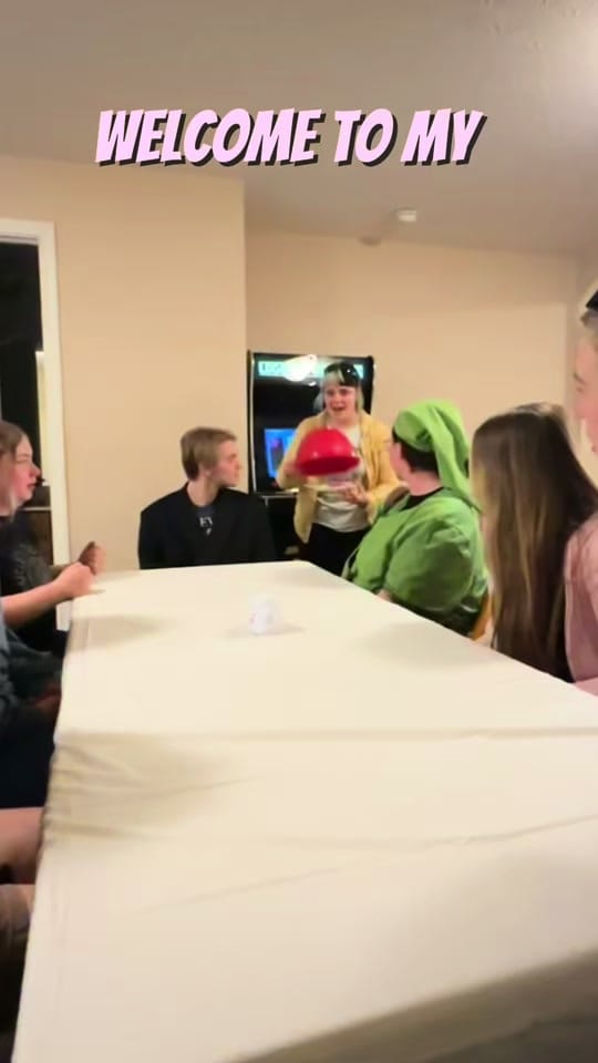 Post 6 by gabby on TikTok (video)