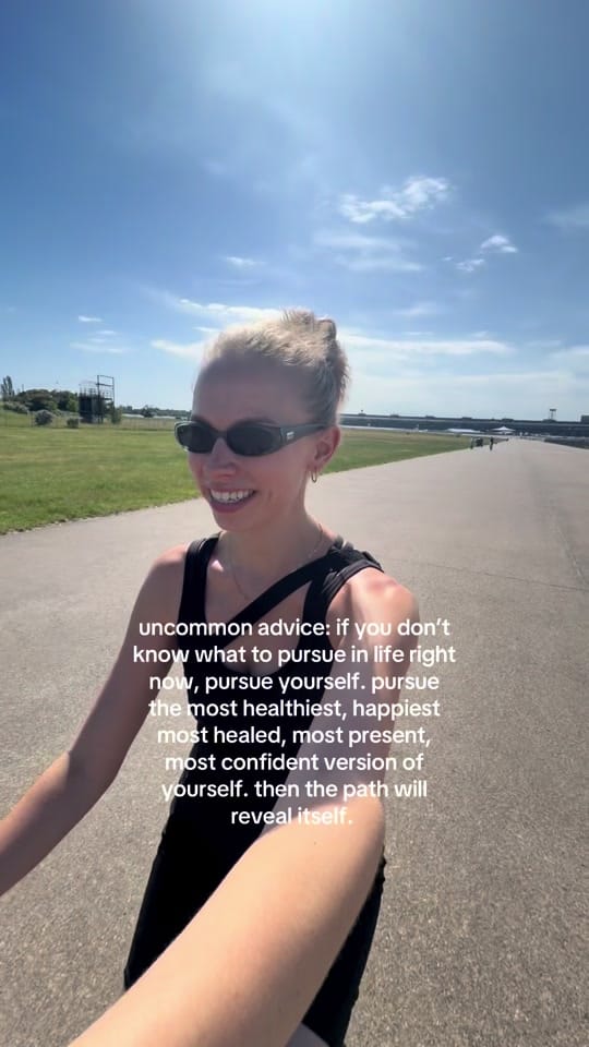 Post 6 by Isla Stanich on TikTok (video)