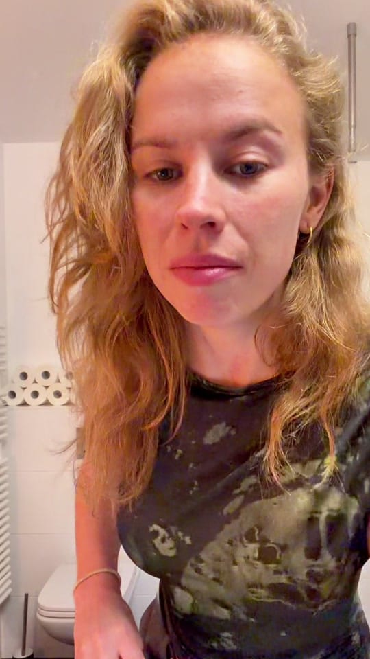 Post 4 by Isla Stanich on TikTok (video)