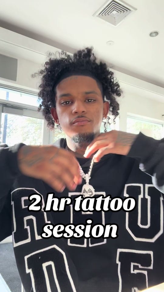 Post 3 by Benzo on TikTok (video)