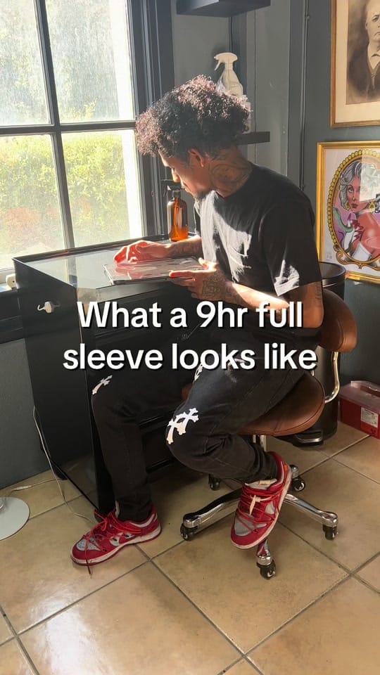 Post 6 by Benzo on TikTok (video)