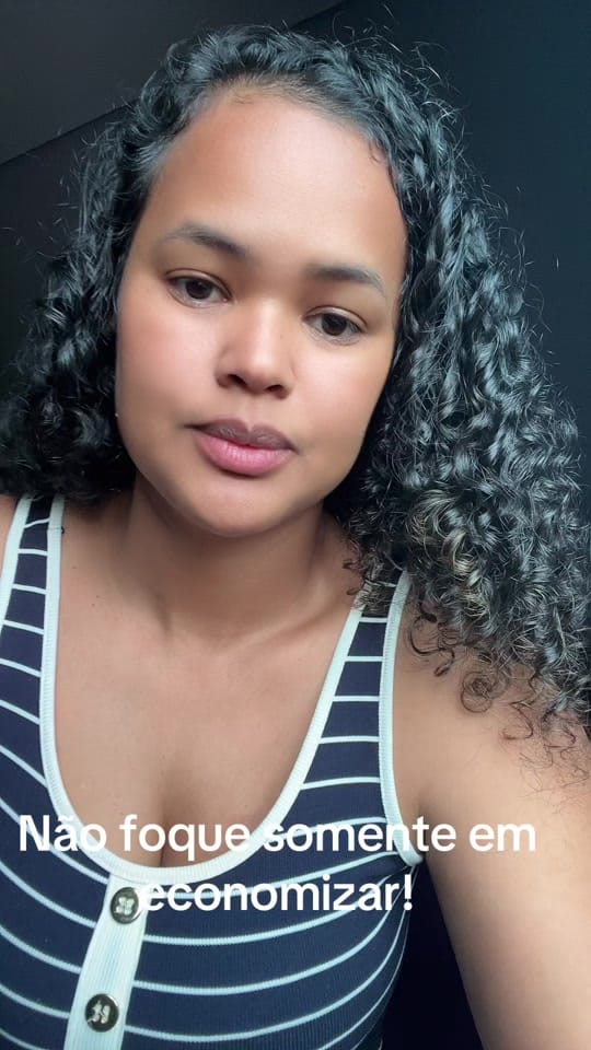 Post 1 by Ângela Teixeira on TikTok (video)