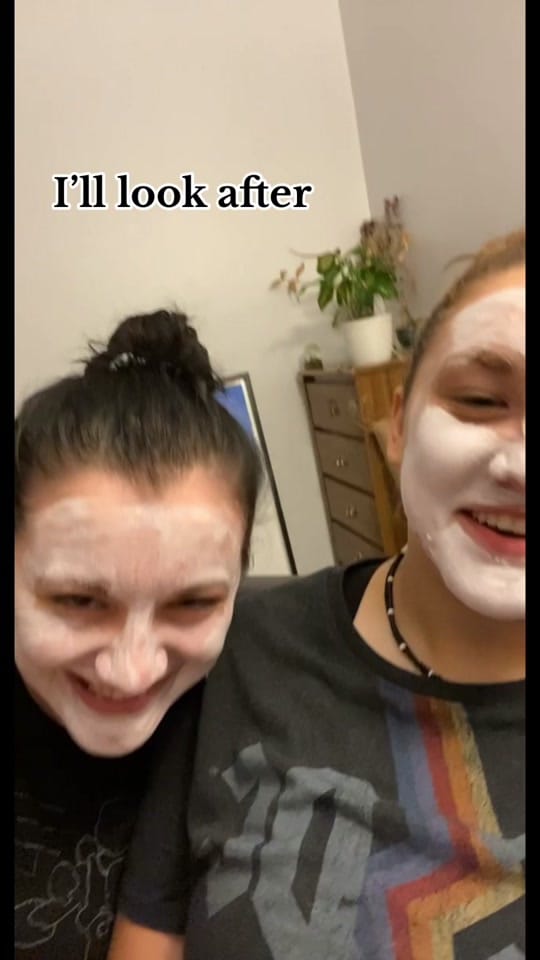 Post 2 by Helen on TikTok (video)