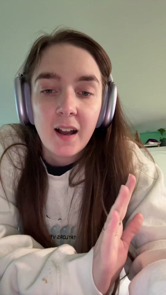 Post 9 by saturn sews on TikTok (video)