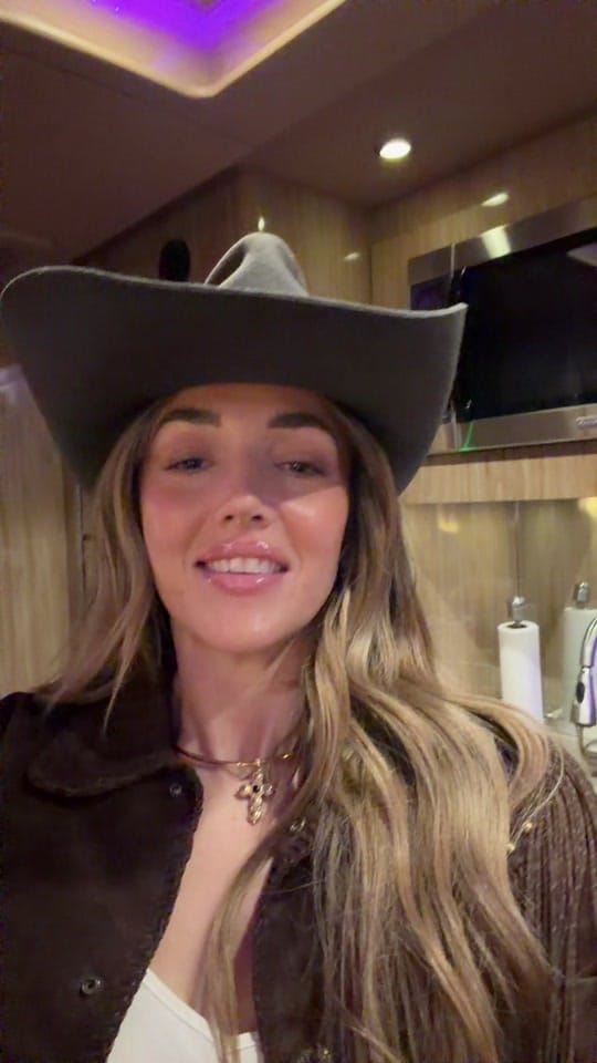 Post 10 by Hannah Matthews on TikTok (video)