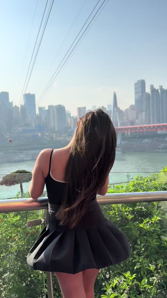 Post 1 by Alexandra on TikTok (video)