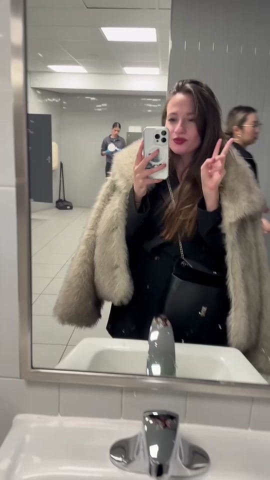 Post 10 by Alexandra on TikTok (video)