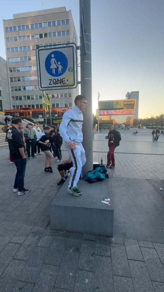 Post 10 by Early_Jason on TikTok (video)