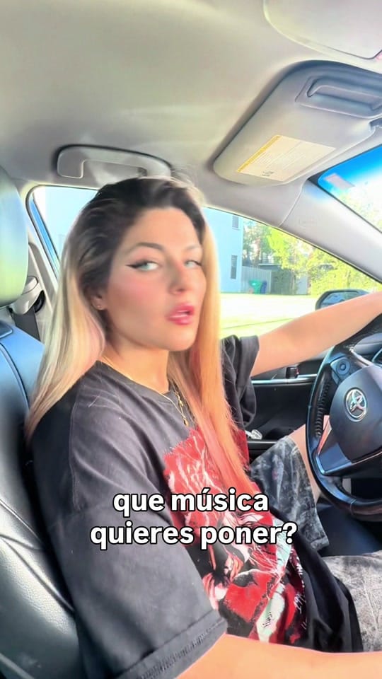 Post 1 by karla sro on TikTok (video)