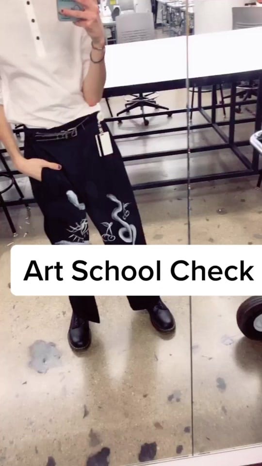Post 6 by Demetri Gritsas on TikTok (video)