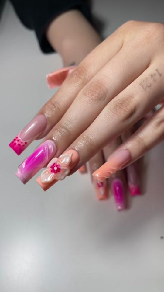 Post 7 by Nailtechnextdoor on TikTok (video)
