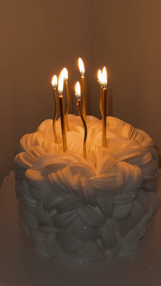 Post 8 by Andrea’s Cakes on TikTok (video)
