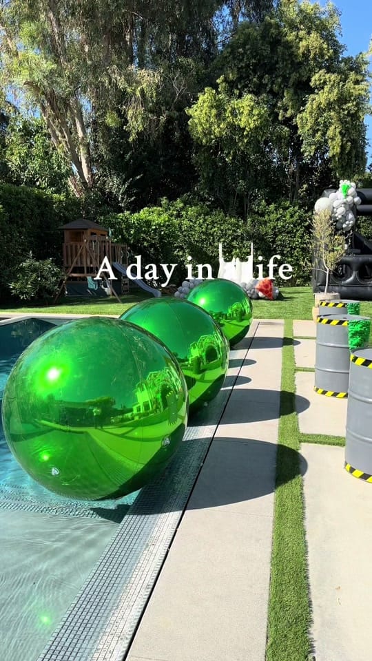 Post 3 by Balloon & Paper on TikTok (video)