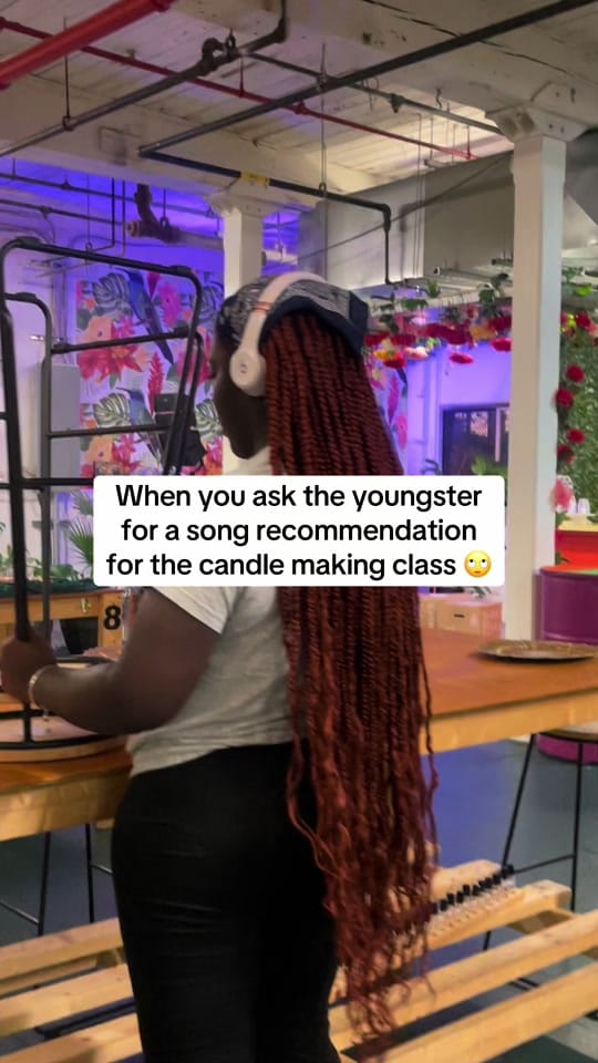 Post 4 by Candle Shop & Bar on TikTok (video)