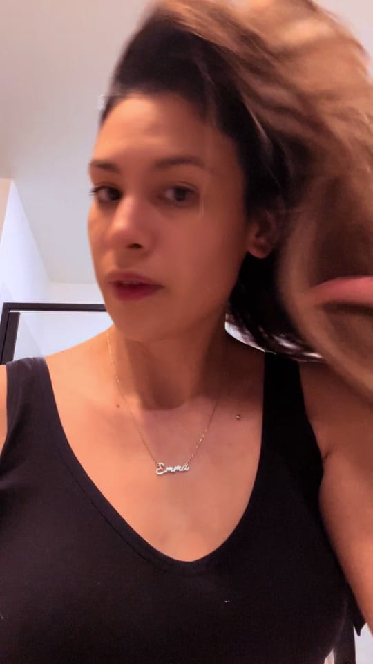 Post 2 by Juliana on TikTok (video)