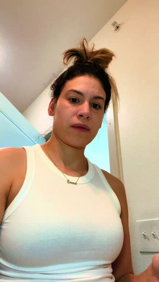 Post 5 by Juliana on TikTok (video)