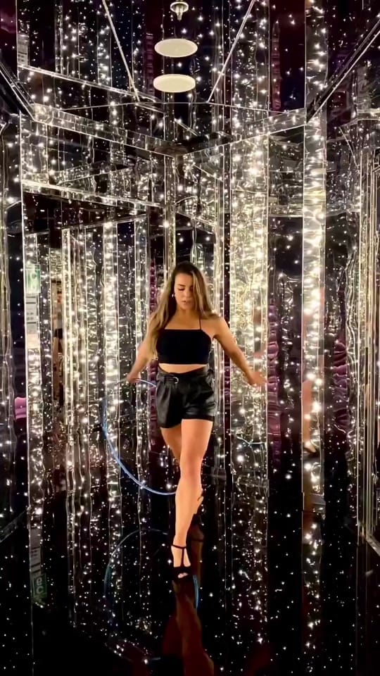 Post 4 by Meliejade on TikTok (video)
