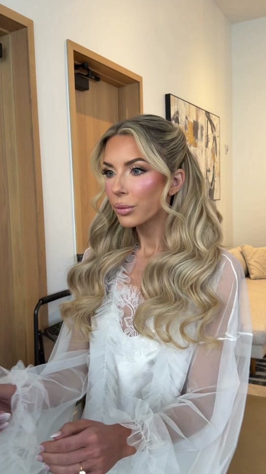 Post 2 by Chloe Hunninghake on TikTok (video)