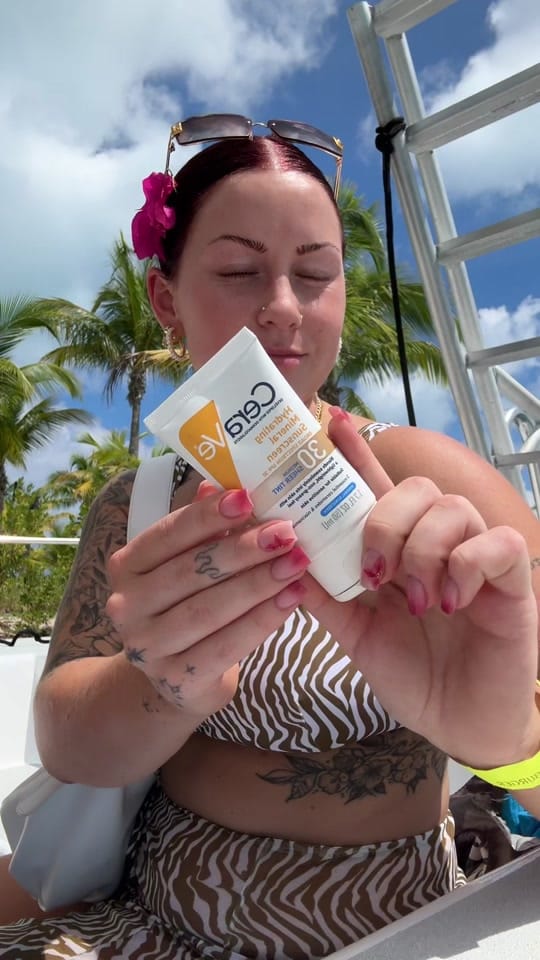 Post 3 by Chloe Hunninghake on TikTok (video)