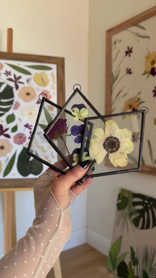 Post 7 by artbyhopesynod on TikTok (video)