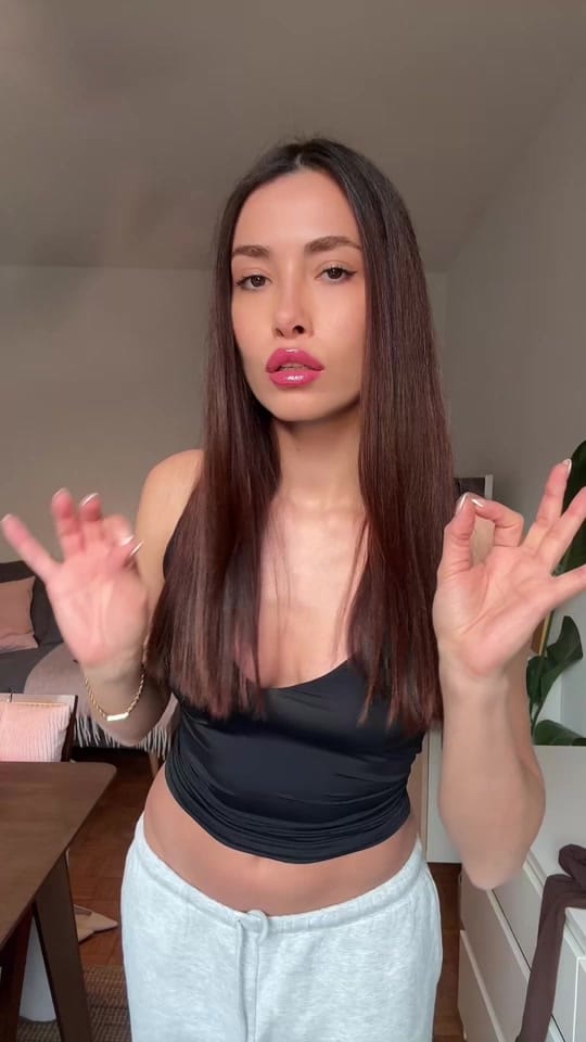 Post 4 by Damla Yildirtan on TikTok (video)