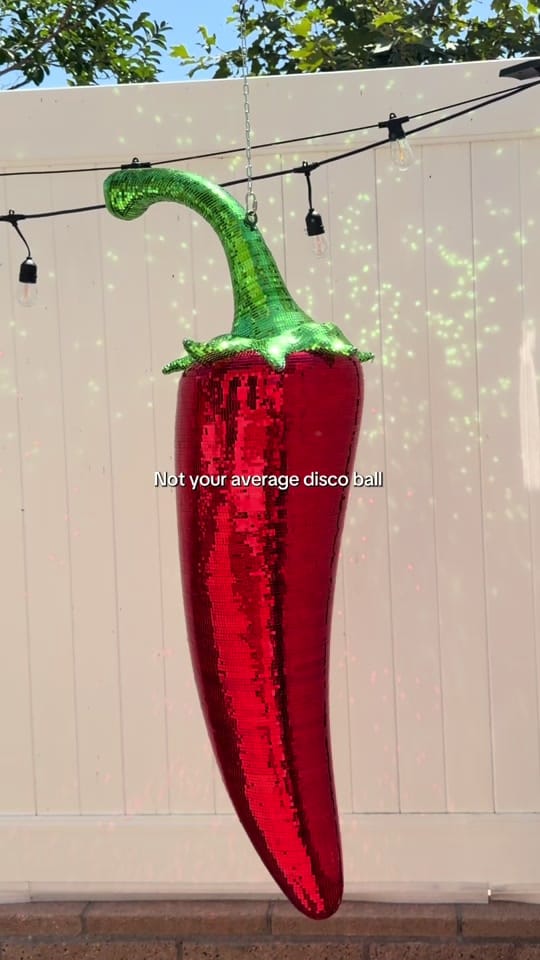 Post 2 by Sofiest Designs on TikTok (video)