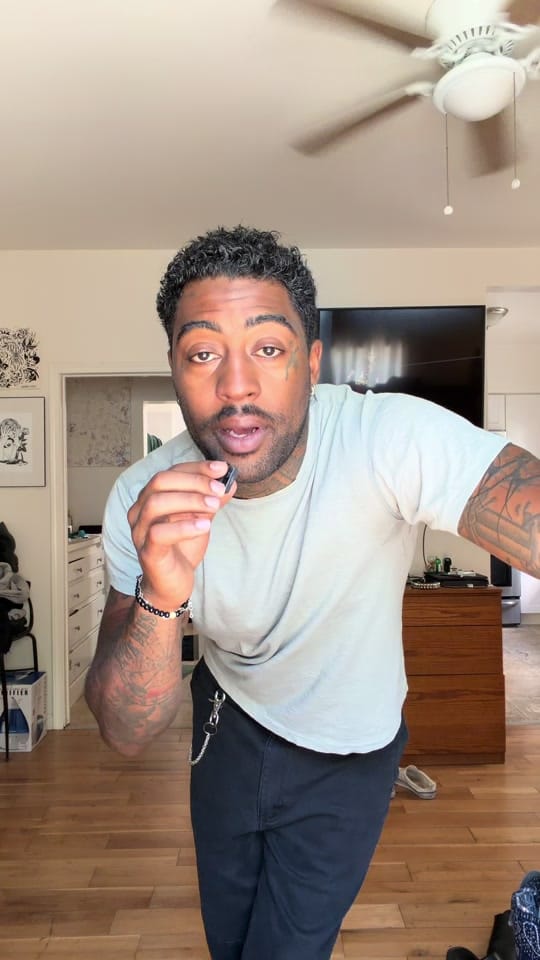 Post 6 by Neezie on TikTok (video)