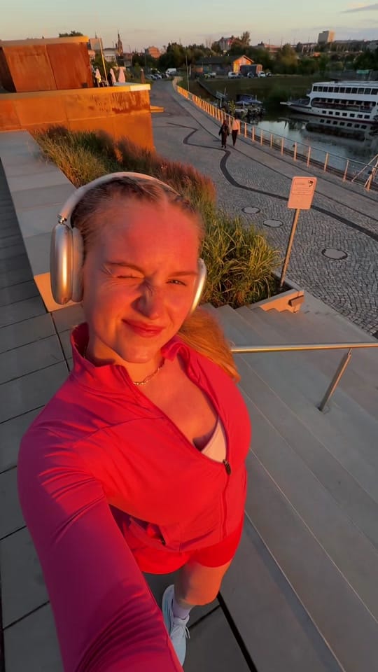 Post 4 by hanna on TikTok (video)