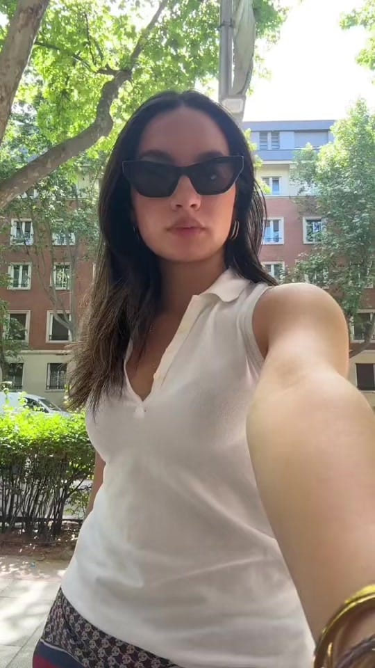 Post 1 by mb on TikTok (video)
