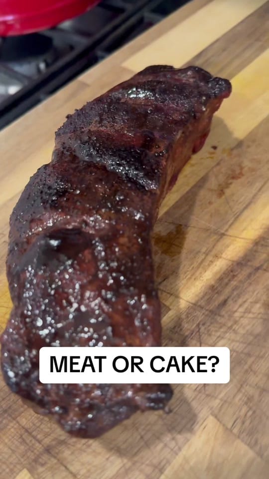 Post 8 by inaecakes on TikTok (video)