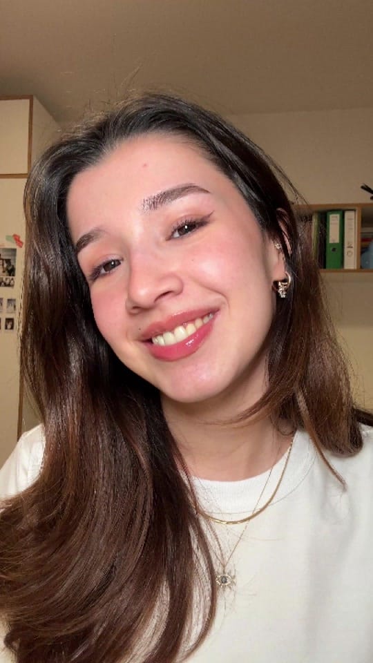 Post 10 by Beyza Demirpolat on TikTok (video)