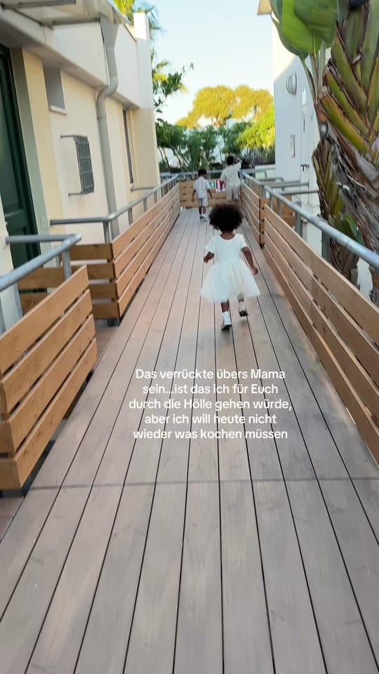 Post 10 by Vivi_parle 💫 on TikTok (video)