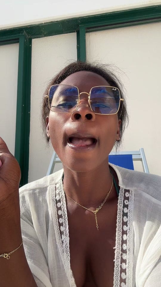 Post 6 by Vivi_parle 💫 on TikTok (video)