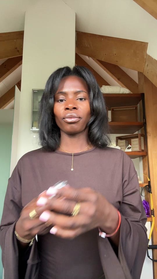 Post 1 by Vivi_parle 💫 on TikTok (video)