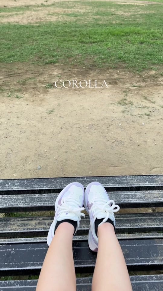 Post 6 by Kopi & Zeno🐾 on TikTok (video)