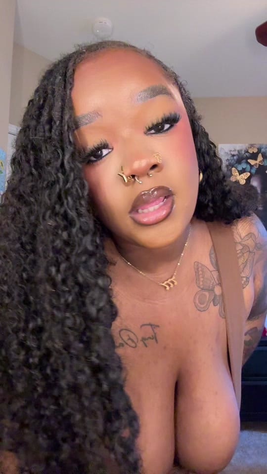 Post 1 by Essence on TikTok (video)