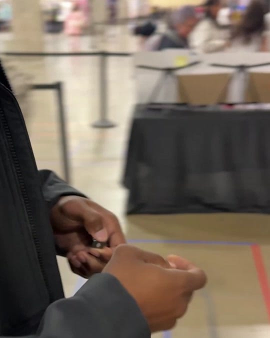 Post 8 by Stacks | CEO Hunt Art Studios on TikTok (video)