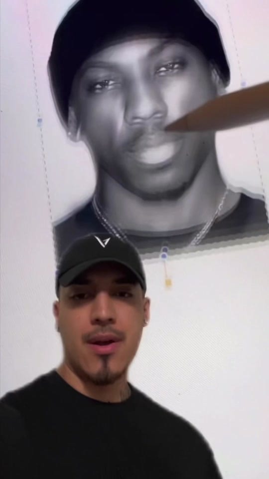Post 10 by Valentin Delgado on TikTok (video)