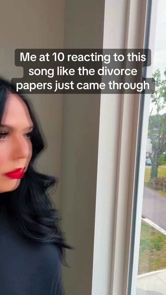 Post 2 by Valerie Ponzio on TikTok (video)