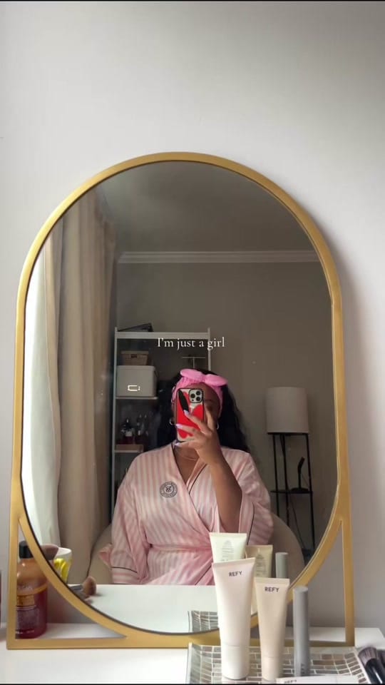Post 8 by theessenceofjojo on TikTok (video)