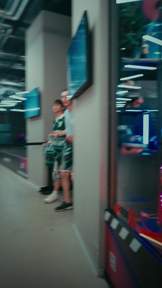 Post 2 by FriendsAndFoxes on TikTok (video)