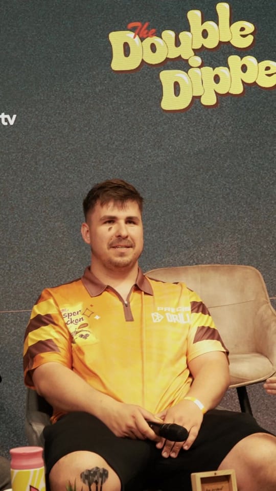 Post 6 by FriendsAndFoxes on TikTok (video)