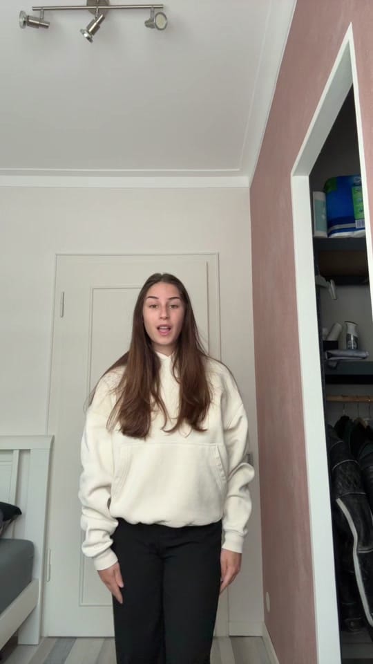 Post 2 by luana.dt on TikTok (video)