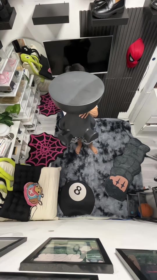 Post 2 by W’ Kix on TikTok (video)