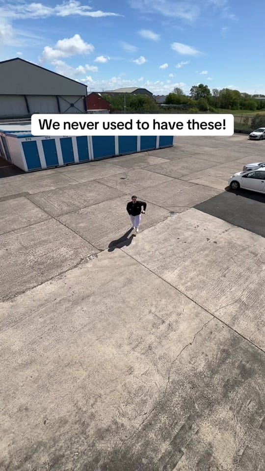 Post 4 by Moxiaire on TikTok (video)