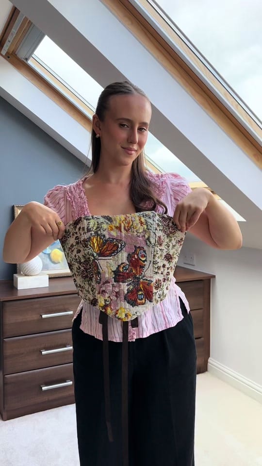 Post 6 by Frayed Neon on TikTok (video)