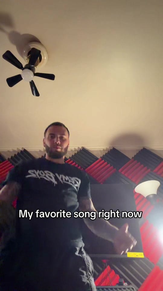 Post 7 by Dylie Dollas on TikTok (video)